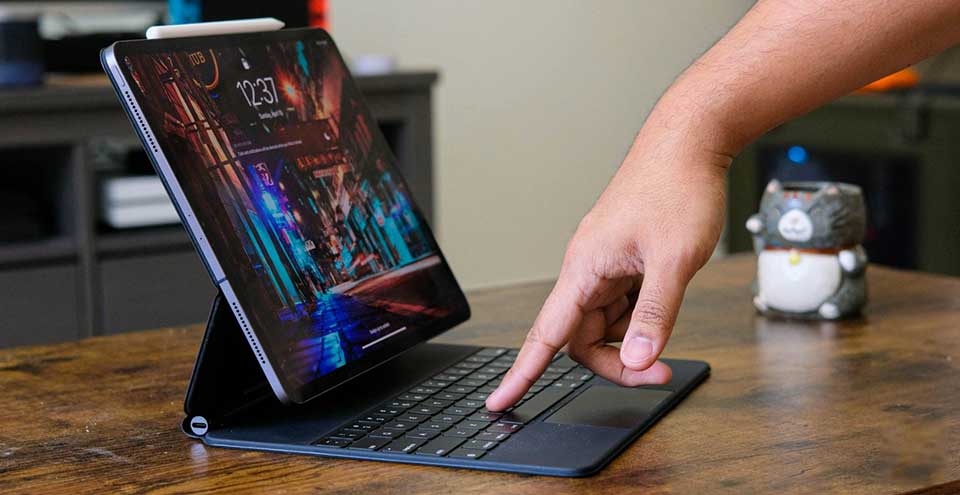 Những điểm đắt giá trên Magic Keyboard mới cho iPad Pro, có đáng mua?