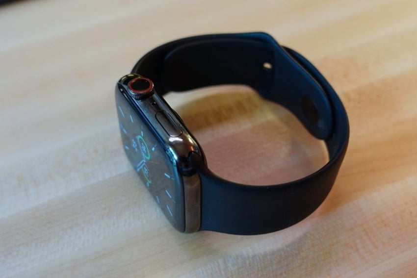 Chọn mua đồng hồ Apple Watch cũ: Nên hay Không?
