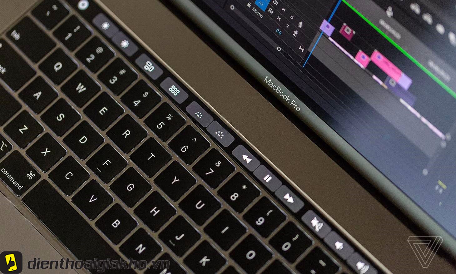 MYD92 - MacBook Pro 2020 13 Inch Apple M1 8GB/512GB Gray Chính Hãng