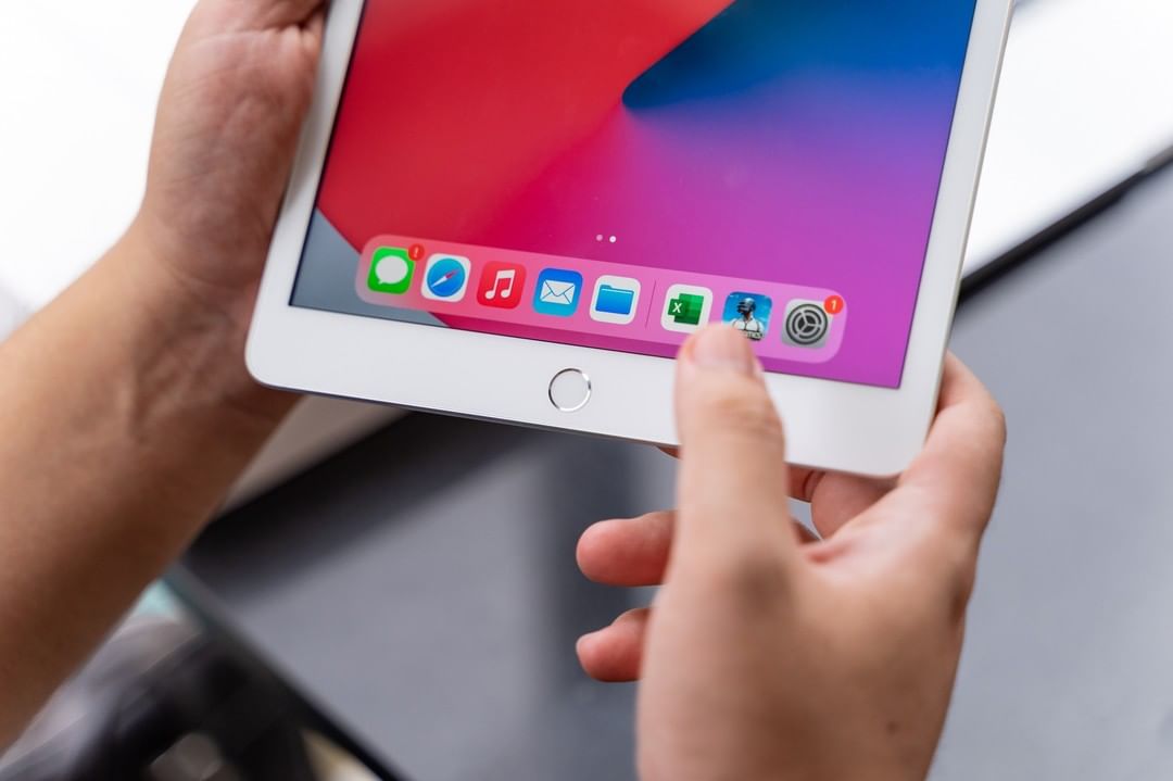 Ra mắt trước 1 năm nhưng vì sao iPad Mini 5 vẫn đắt hơn iPad Gen 8 dù có cấu hình tương đương?