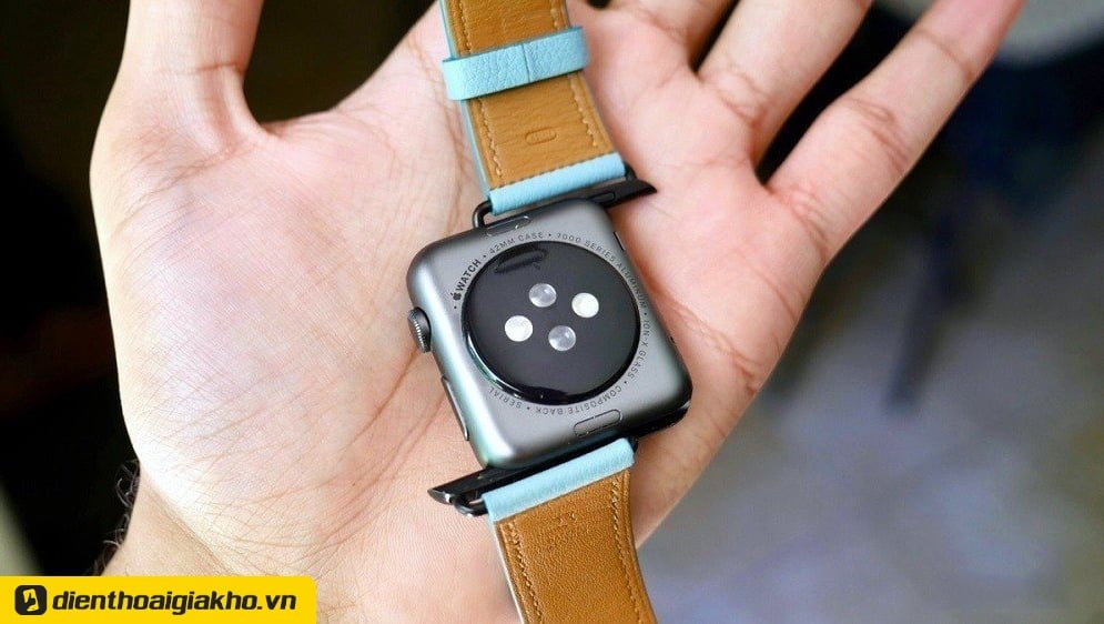 Cách tháo lắp dây đồng hồ Apple Watch Series 7