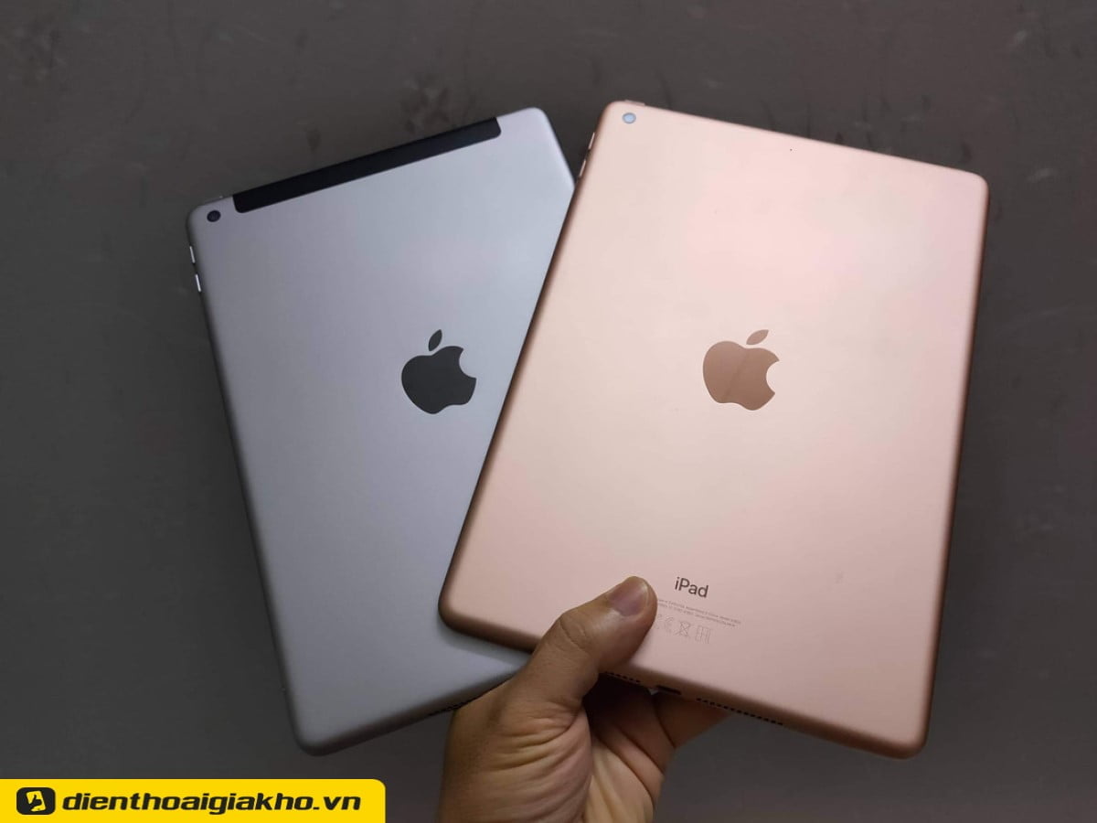 Bề ngoài giống nhau nhưng khi so sánh về cấu hình mới có thể thấy iPad Gen 6 và iPad Gen 5 khác nhau như thế nào