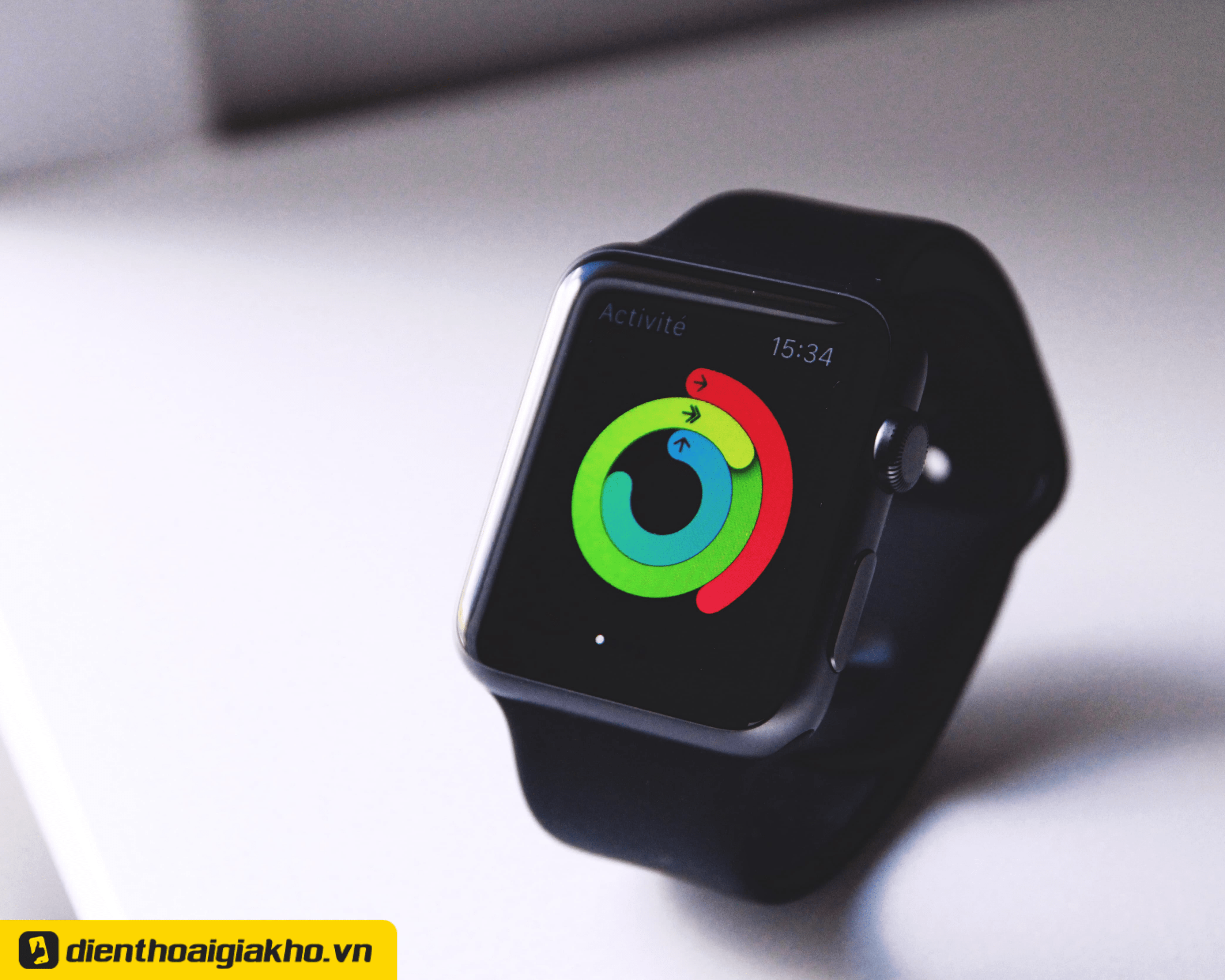 Bạn đã biết cách sạc Apple Watch đúng cách chưa?