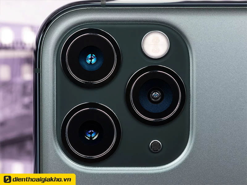 Cụm 3 camera sau trên hai phiên bản iPhone 11 Pro và Pro Max Cụm 3 camera sau trên hai phiên bản iPhone 11 Pro và Pro Max