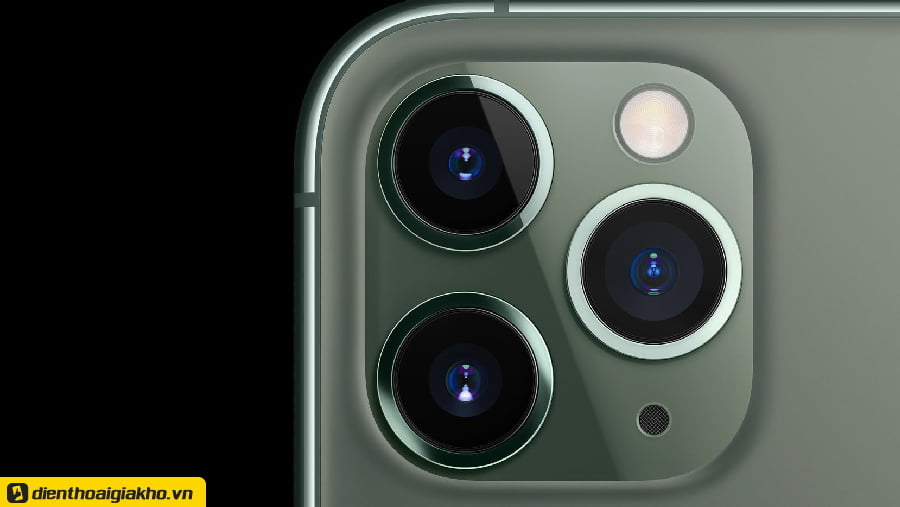 iPhone 11 pro có kích thước nhỏ gọn hơn nhưng vẫn sở hữu cụm 3 camera mạnh mẽ như trên 11 Pro Max