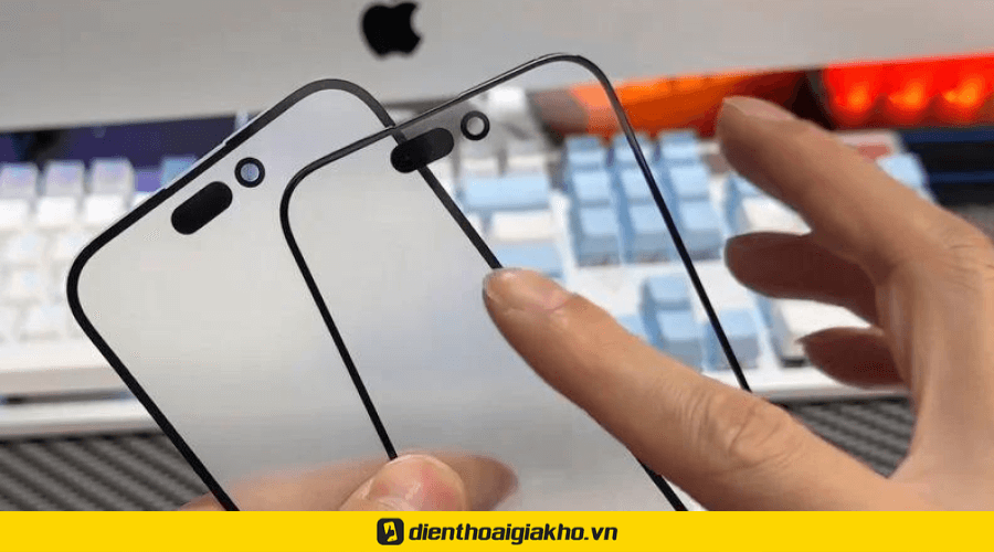mặt kính iphone 15