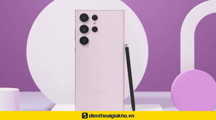 Cấu hình máy mạnh mẽ, tản nhiệt buồng hơi lớn