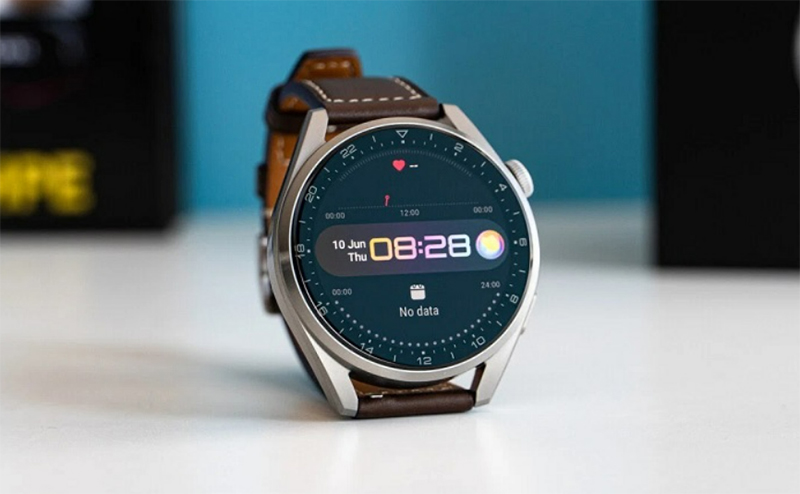 Huawei Watch 3 Pro với mặt tròn