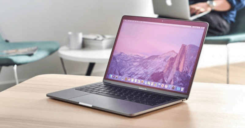 Màn hình Retina tích hợp Truetone trên Macbook Pro 2020