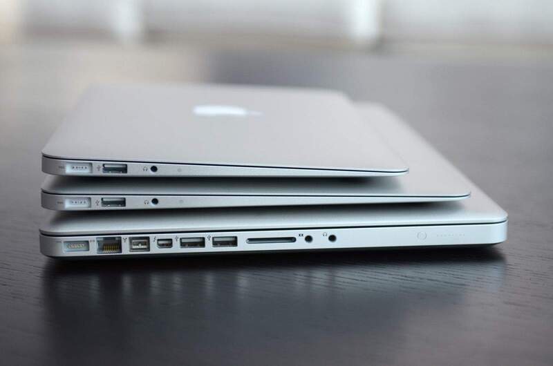 Máy tính MacBook có mấy dòng?