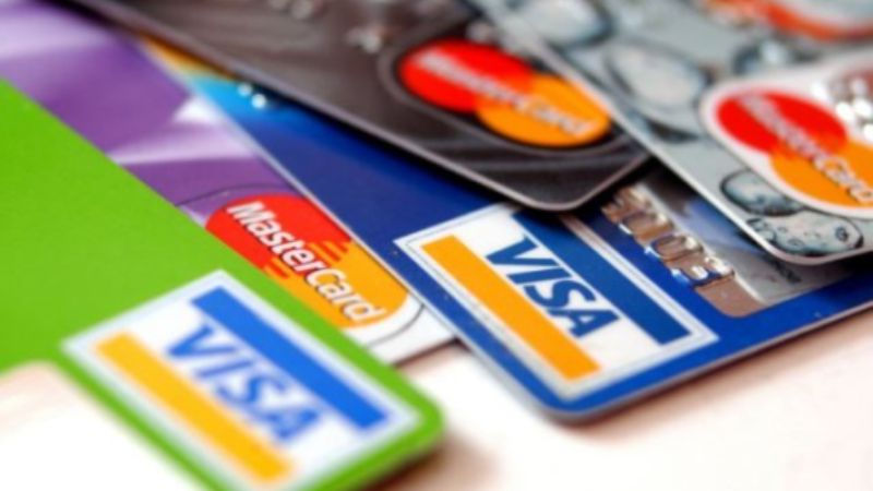 Mua điện thoại trả góp qua thẻ tín dụng là gì?