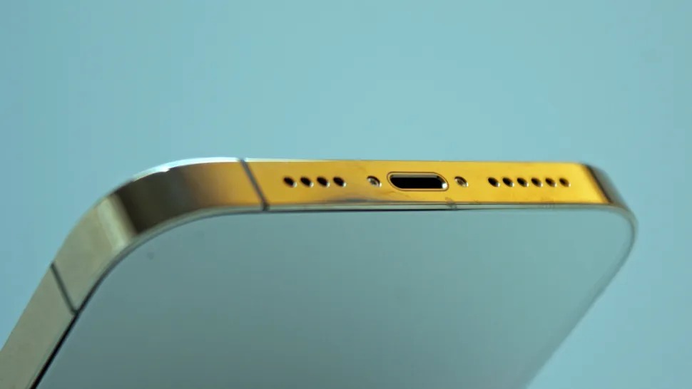 Có nên mua iPhone 12 Pro Max cũ năm 2025