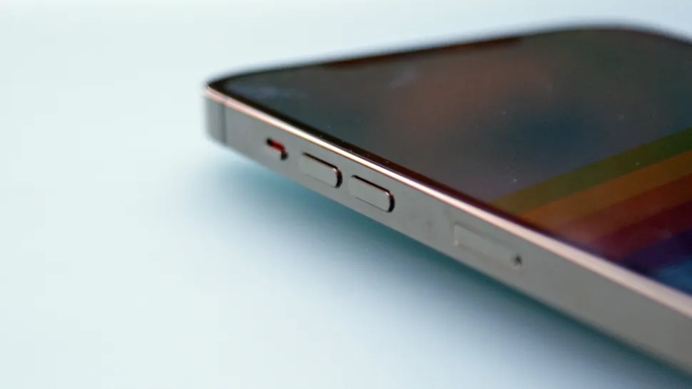 Có nên mua iPhone 12 Pro Max cũ năm 2025