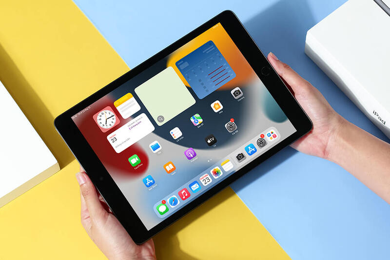 nên mua iPad nào cho con Chọn mua thiết bị iPad Gen 9 64GB