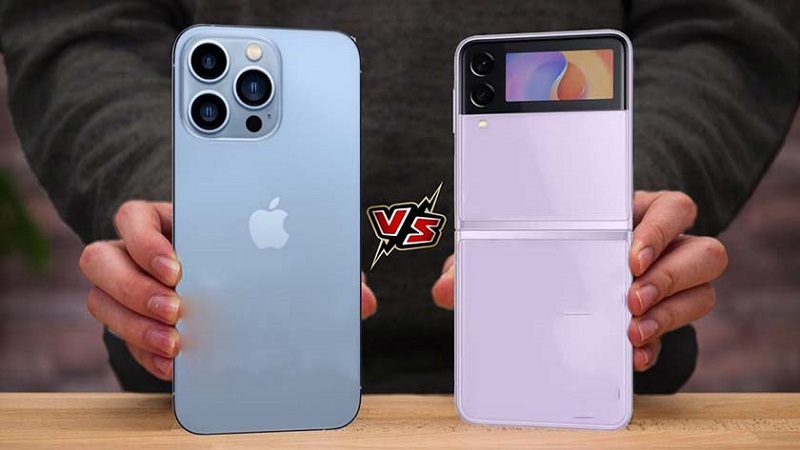 so sánh giá cả z flip4 và iphone 13