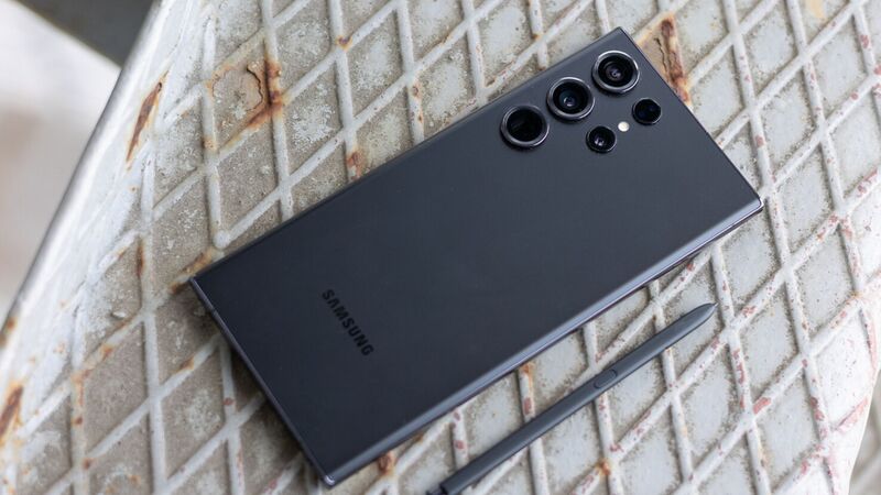 galaxy s23 fe mau den