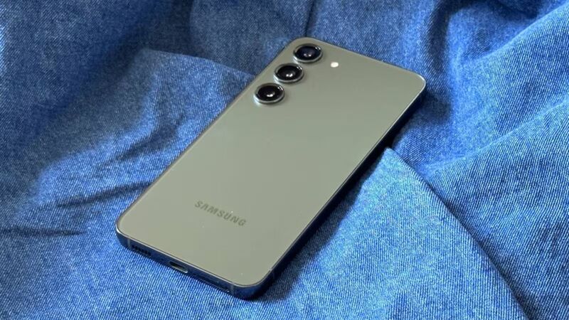 galaxy s23 fe mau xanh