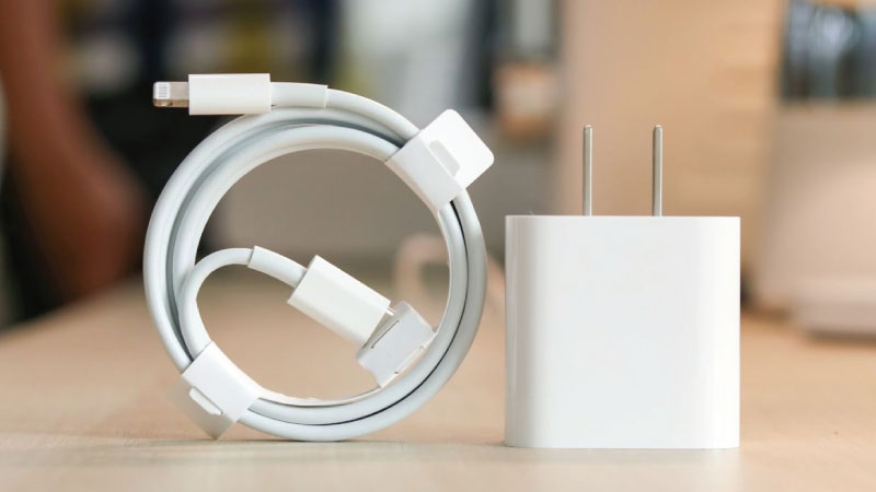 iPhone 11 sạc nhanh 20w bị nóng máy