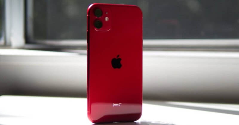 Điện thoại iPhone 11 màu đỏ giá bao nhiêu?