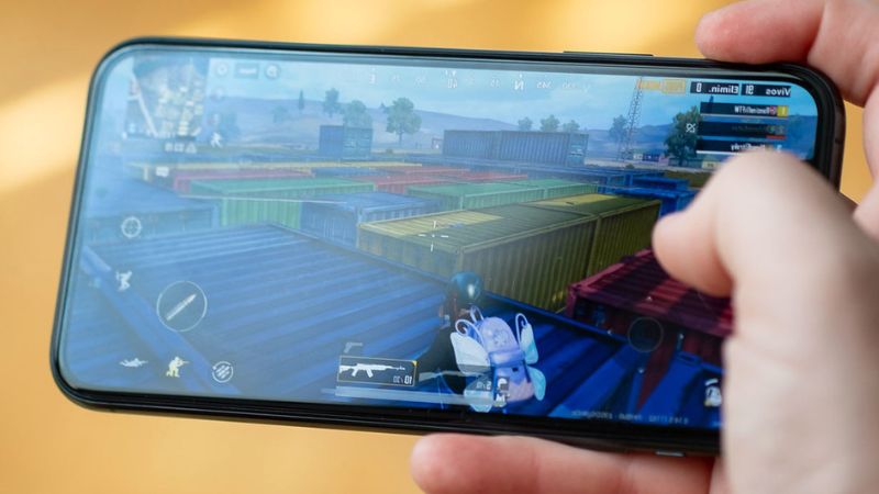 iphone 11 pro max chơi game tốt không