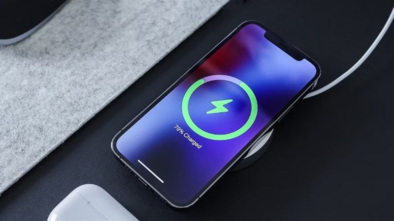 iPhone 11 sạc nhanh 20w được không