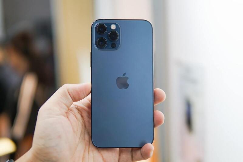 iPhone 12 Pro giá bao nhiêu tiền tại thời điểm này?