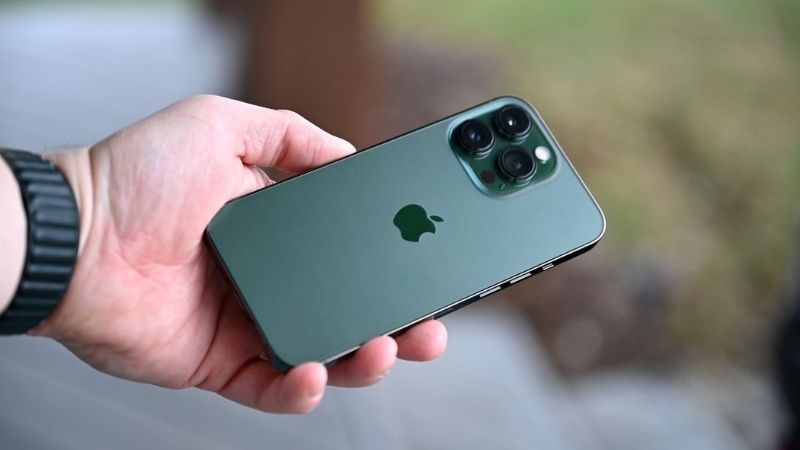 Điện thoại 3 camera dọc iPhone 13 Pro Max