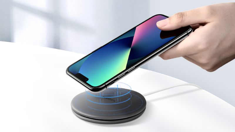 Có nên sử dụng sạc không dây 