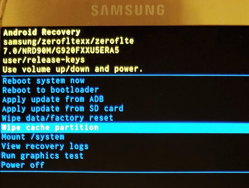 Wipe cache partition để xóa bộ nhớ tạm