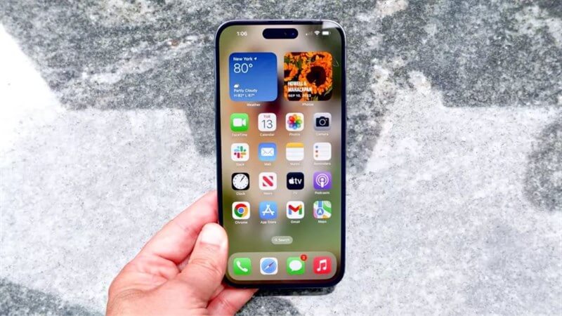 Làm cách nào để khắc phục hiện tượng nhòe camera trên iPhone 14 Pro Max?