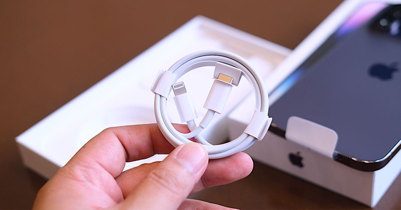 iphone 14 pro max sạc bao nhiêu w