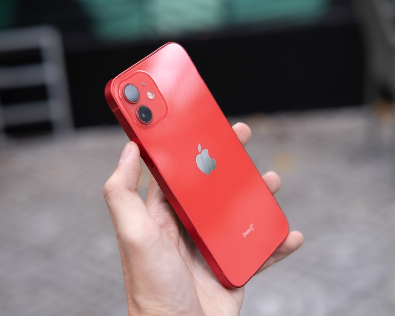 iphone 12 màu đỏ