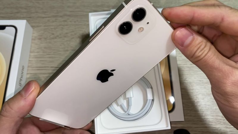 iphone 12 màu trắng giá bao nhiêu