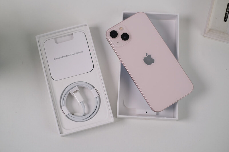 iPhone 13 màu hồng 128GB giá bao nhiêu