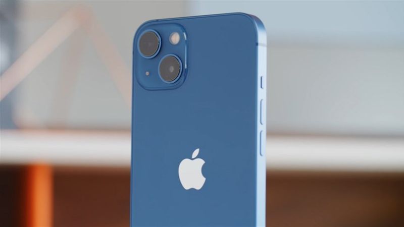 iphone 13 màu xanh dương giá bao nhiêu