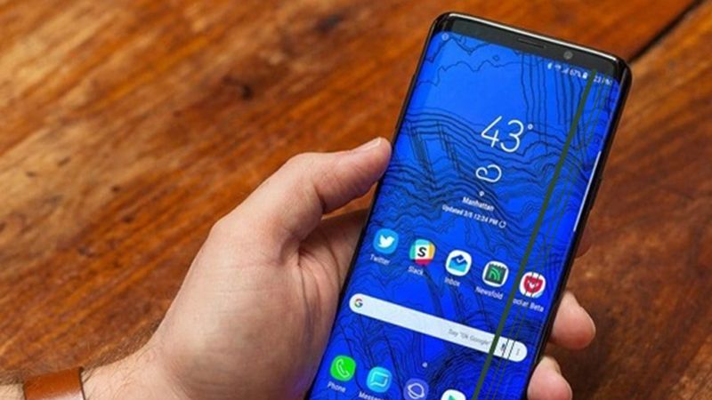 Màn hình bị nhiễu màu