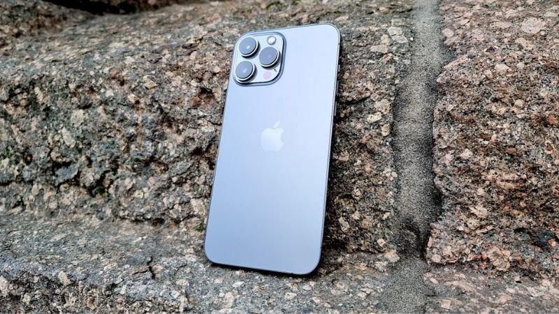mua iphone 13 pro max cũ trả góp