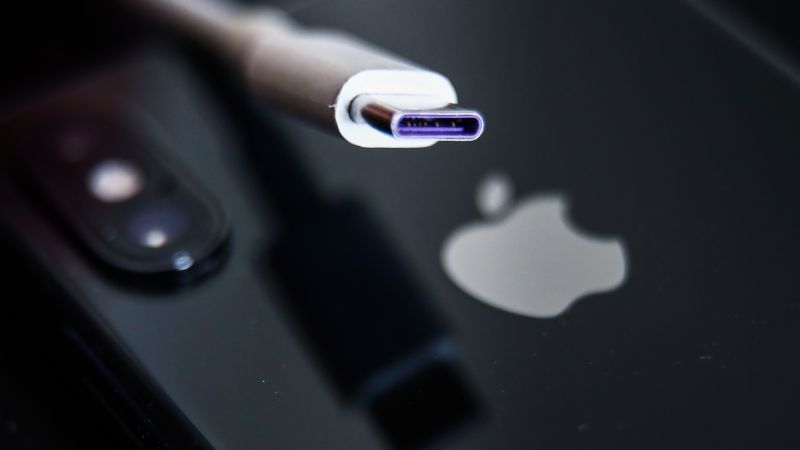 cong sac type c tren iphone 15