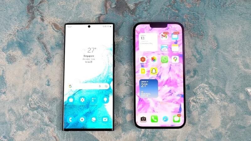 Nên mua siêu phẩm iPhone 13 hay S22 Ultra?
