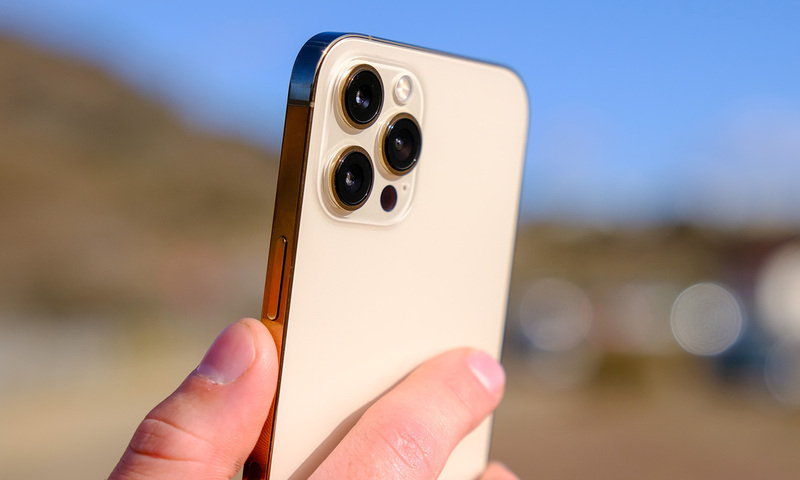 iphone 12 pro max dùng bị nóng máy
