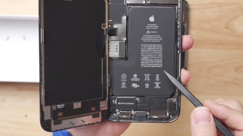 Pin iPhone 12 Pro Max giá bao nhiêu