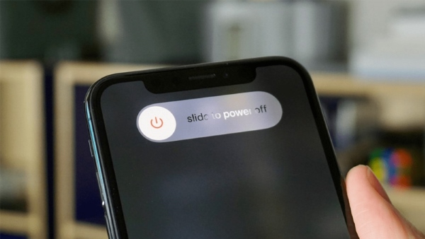 cách lắp sim iPhone 14 Pro Max
