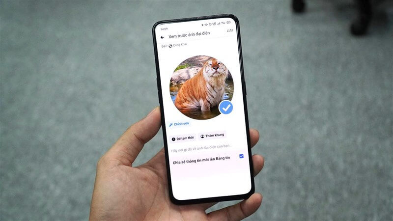 Không nên thuê dịch vụ làm tích xanh Facebook trực tuyến
