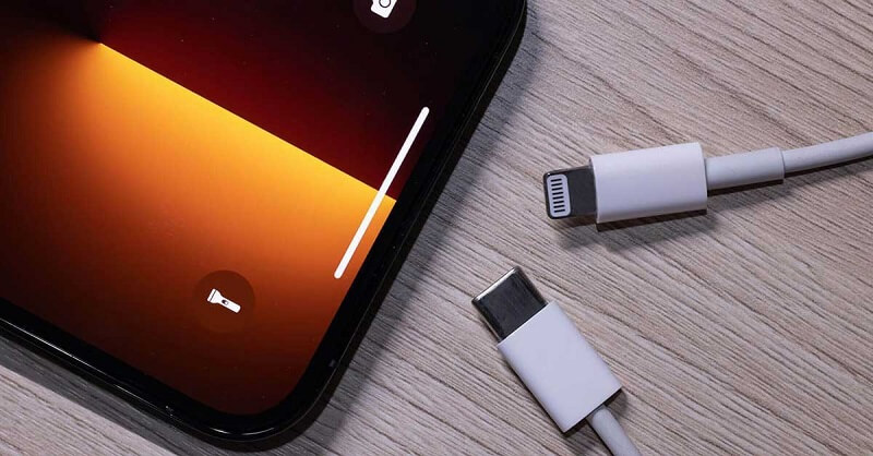 iPhone 15 sử dụng USB-C