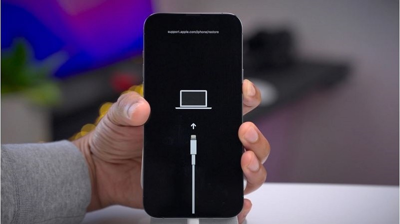 cách sạc pin iPhone 14 Pro Max mới mua