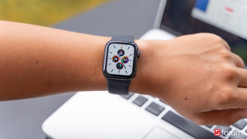 so sánh apple watch 9 và se
