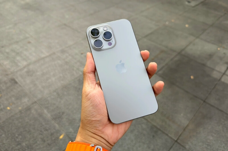 iPhone 15 Pro