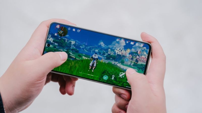 Nên mua Samsung dòng S nào tốt nhất? Samsung Galaxy S21 FE 5G