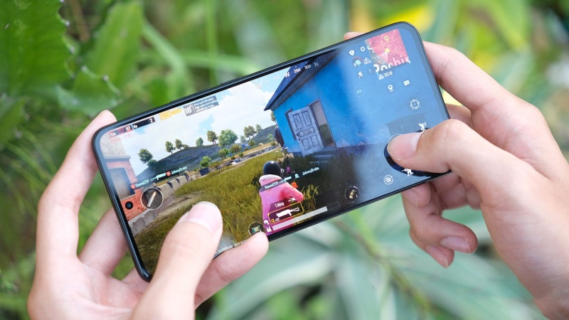 So sánh Xiaomi 12T Pro vs Xiaomi 13T Pro về dung lượng pin và công nghệ sạc