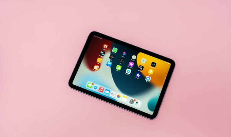 Cấu hình của hai thiết bị có gì khác biệt không?